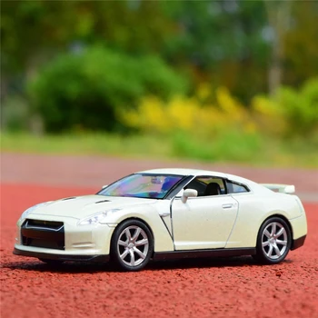 גז 1:36 ניסן GTR קלאסי ספורט סגסוגת דגם המכונית Diecast מתכת צעצוע כלי רכב לסגת סימולציה אוסף מתנות צעצועים לילדים