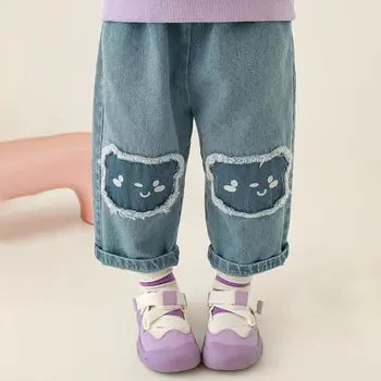 ילדים מזדמנים מכנסיים רופפים ישר ג 'ינס דוב קטן חמוד אפליקציה בסגנון קוריאני מכנסי ג' ינס ילדים סתיו בגדים