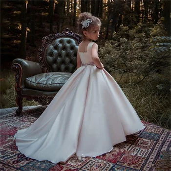 סאטן ורוד פרח ילדה שמלת תחרה אפליקציה החתונה הנסיכה הטקס הראשון התאמה אישית שמלת מסיבת יום הולדת