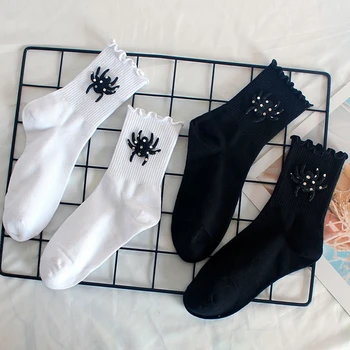פרע נשים גרביים ההגירה להאריך ימים יותר שחור לבן עכביש גרביים כיף גרביים Kawaii גרביים סגנון קוריאני דברים חמודים Gyaru יפן אופנה